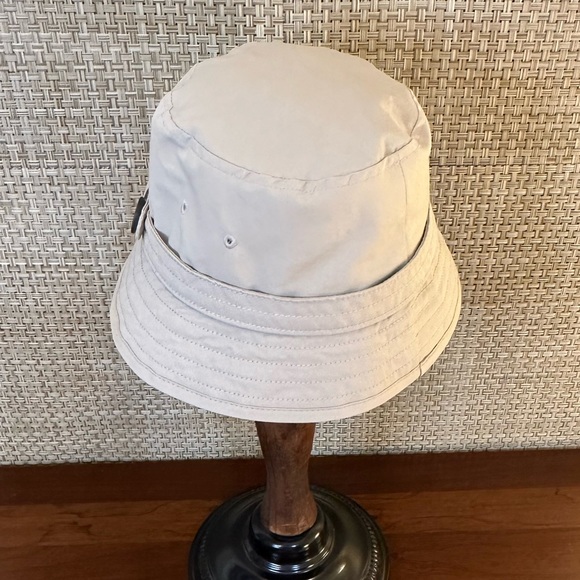 🌟2xHP🌟2011 Eddie Bauer Christine Vented Bucket Rain Hat Water Repellent S/M - Picture 7 of 10